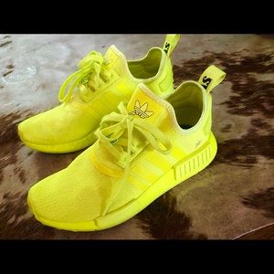 Women’s NMD-R1 Solar Yellow